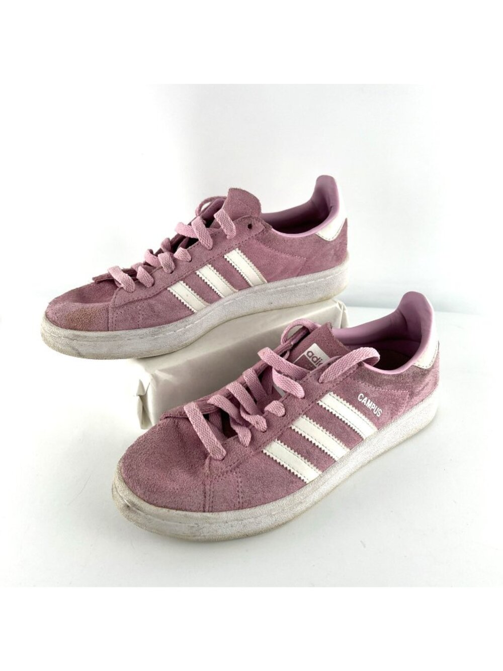 Adidas Campus Mens 5 Womens 6 00s Pink and White Suede Low Top Sneakers